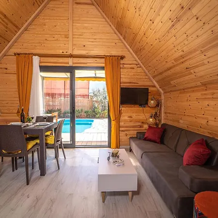 Marvelous Bungalow With Private Pool In Fethiye, Mugla Holiday home *